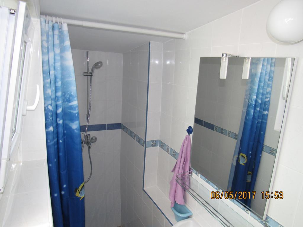 Guest House Vanessa Supetar Εξωτερικό φωτογραφία